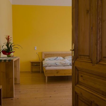 Papperl A' Pub Hotel Schönberg am Kamp Eksteriør billede